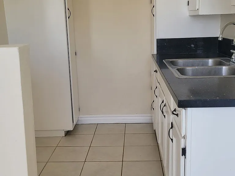 3426 Alma Ave — Photo 3