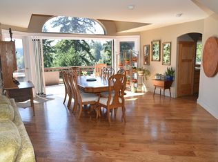 20186 Front St NE, Poulsbo, WA 98370