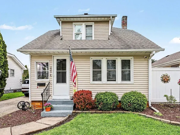 220 S Beiger St, Mishawaka, IN 46544