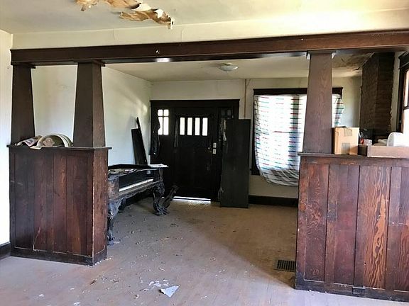 3rd image of 1424 Silver Ave SE