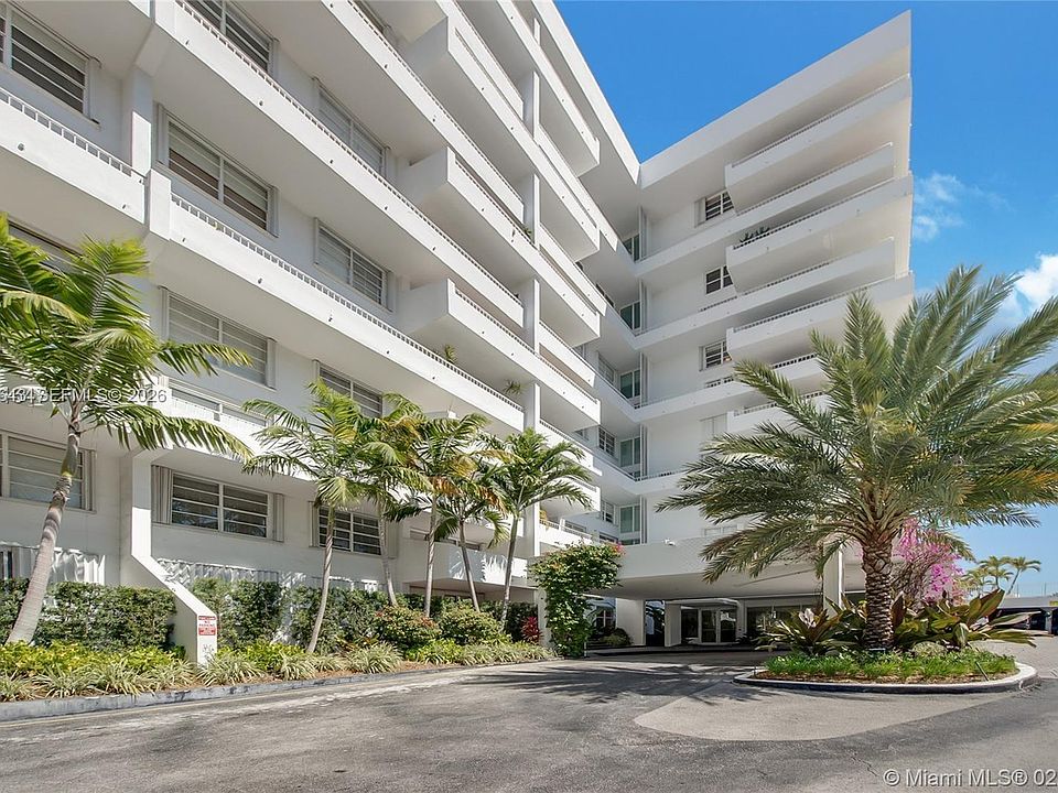 1st image of 199 Ocean Lane Dr APT 113