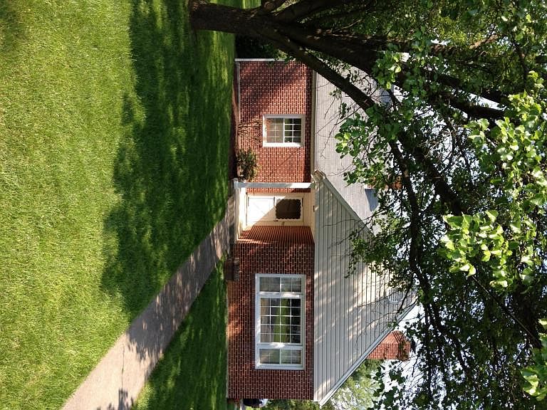 1st image of 913 Homestead Dr