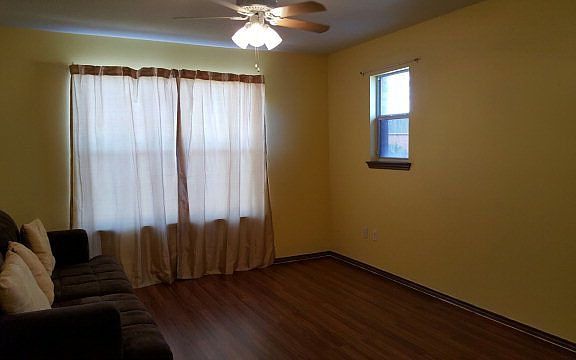 5th image of 6917 N 39th St