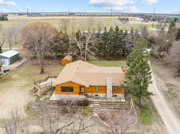 704 E Mentor Rd, Assaria, KS 67416