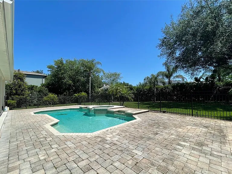 8463 Tibet Butler Dr — Photo 24