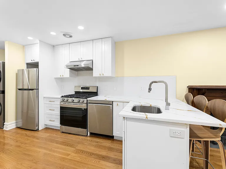 310 Mac Donough St #GARDEN — Photo 3