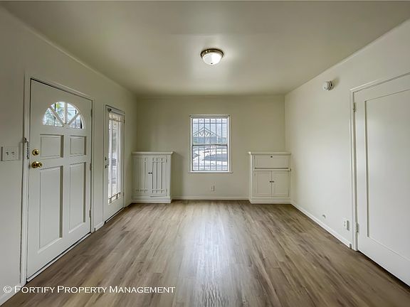 2nd image of 1450 W 39th St #17000211