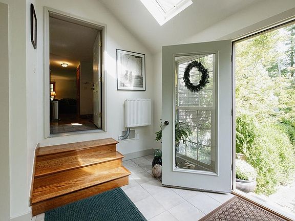 5th image of 22 Bond Road