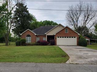 120 Linda Dr, Centerville, GA 31028