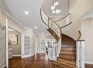 2101 Westoak Trails Blvd, Oakville, ON L6M 3L2