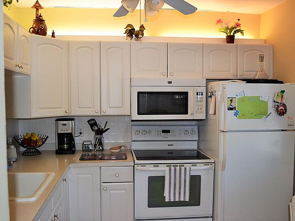 3rd image of 7390 NW 1st St APT 201