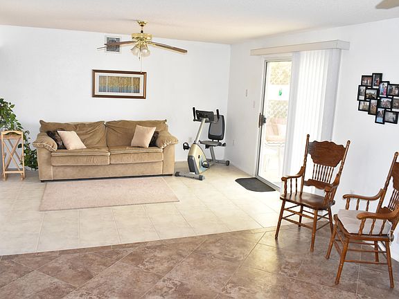 5th image of 8312 E Emelita Ave