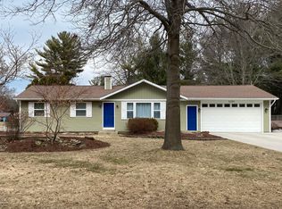 2191 Arapahoe Rd, Holland, MI 49424