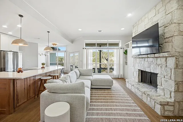 204 Tapatio Dr W — Photo 12