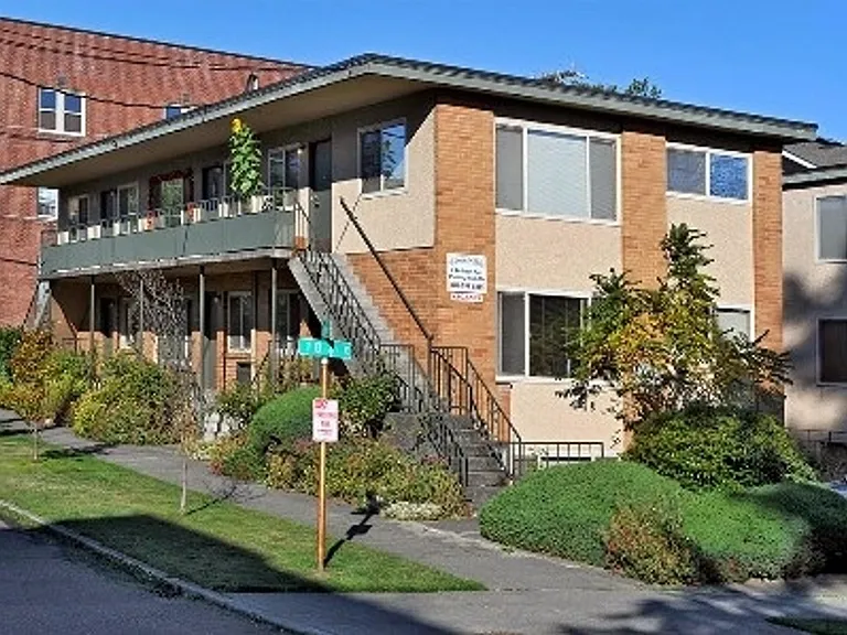 1720 E John St #205 — Photo 2