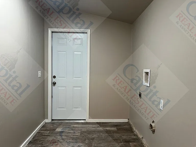 9409 Rhythm Rd — Photo 26