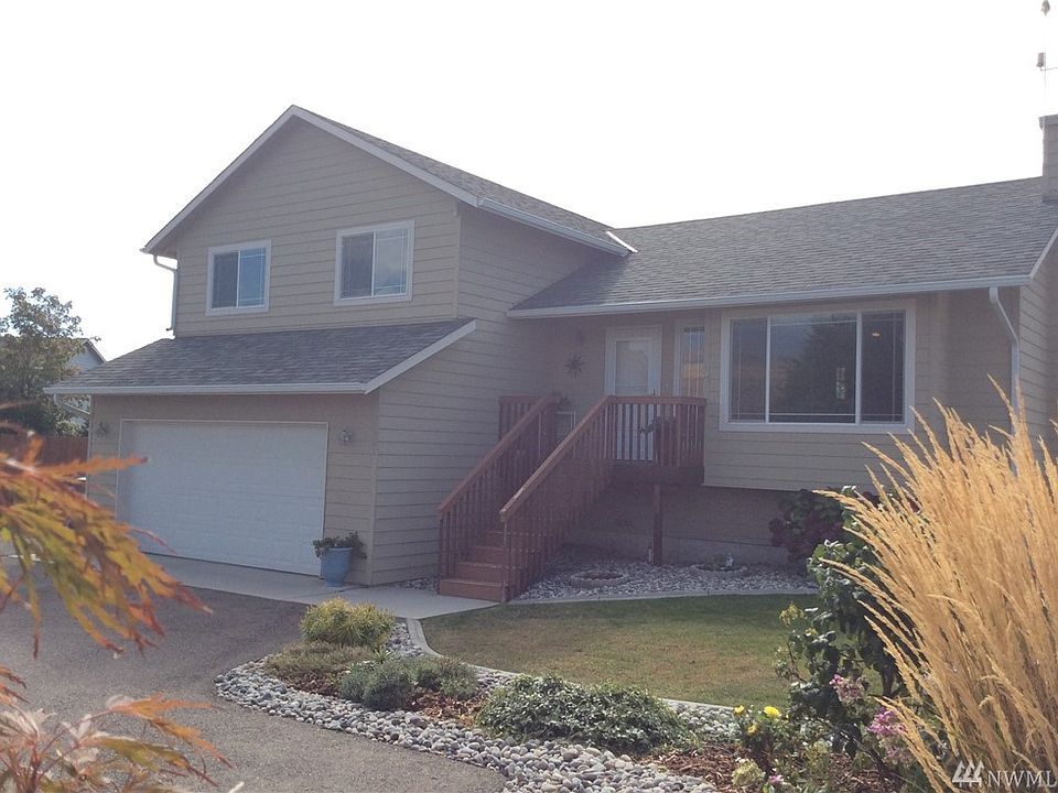 1st image of 2481 Hamilton Ct