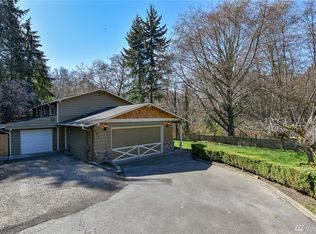 457 SW 191st St, Normandy Park, WA 98166