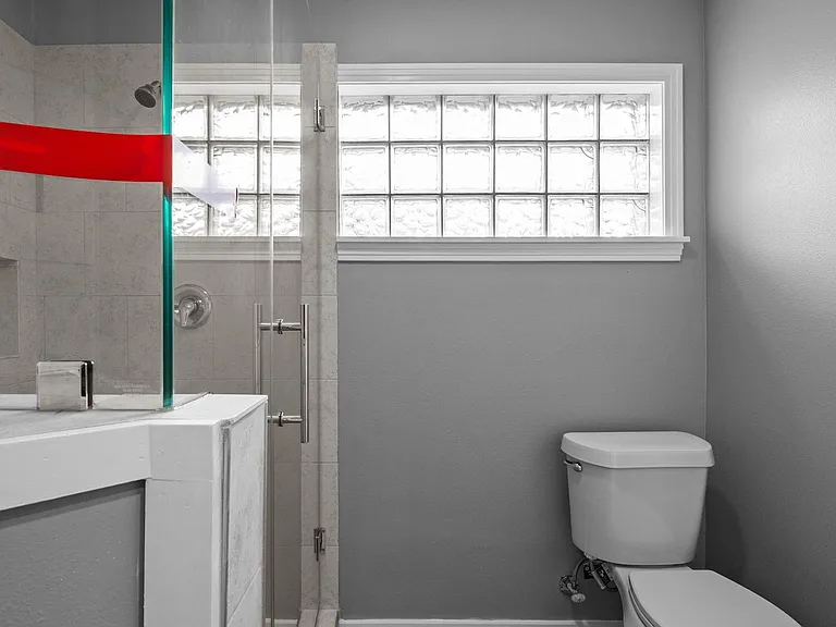 8122 Swan Meadow Ln — Photo 14