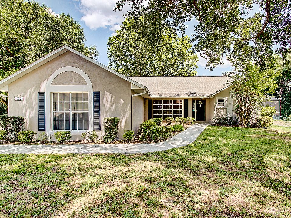 1st image of 10729 Lake Hill Dr