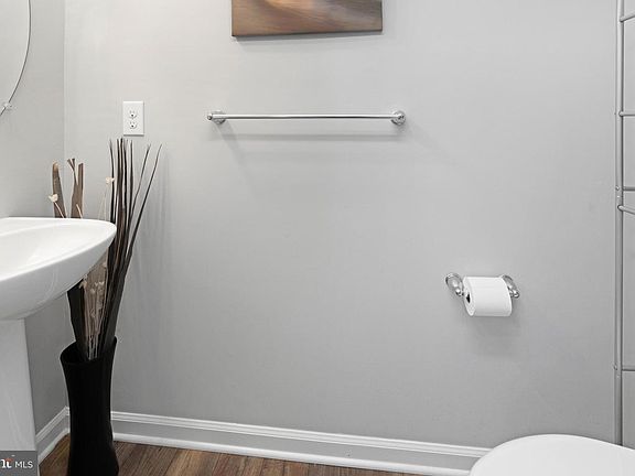 4th image of 2804 Mondrian Ln
