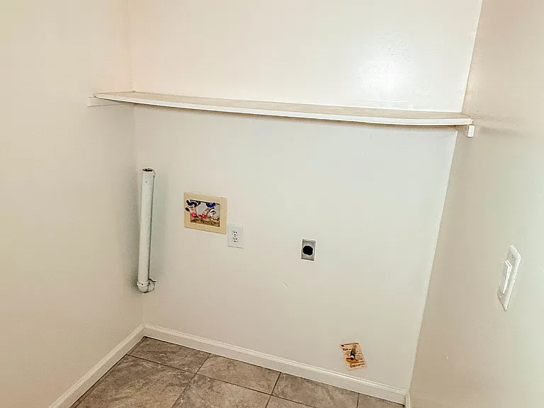 5311 Sunbird Ct — Photo 21