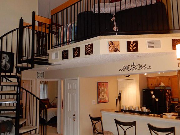 4th image of 6007 Ellesmere Ct #18H