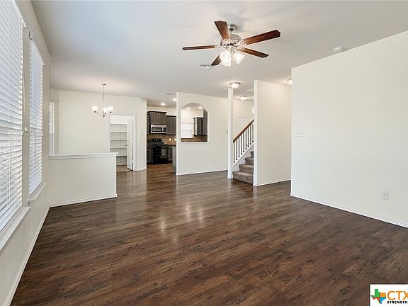 4th image of 3409 Lorne Dr
