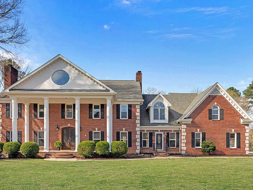 1st image of 2020 Navan Ln