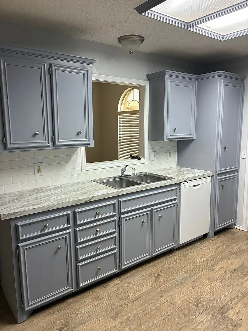 Price Improvement on this 4 bedroom — Photo 4