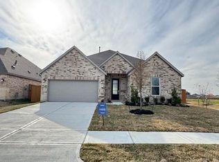 1302 W Shepard Dr, Dayton, TX 77535