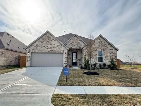 1302 W Shepard Dr, Dayton, TX 77535