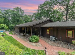 3380 Armstrong Valley Rd, Halifax, PA 17032