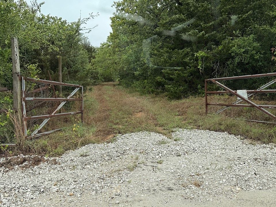 1st image of 941 Wagoner Rd