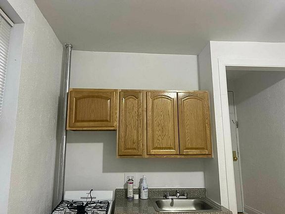 4th image of 45-55 48th St APT 1E