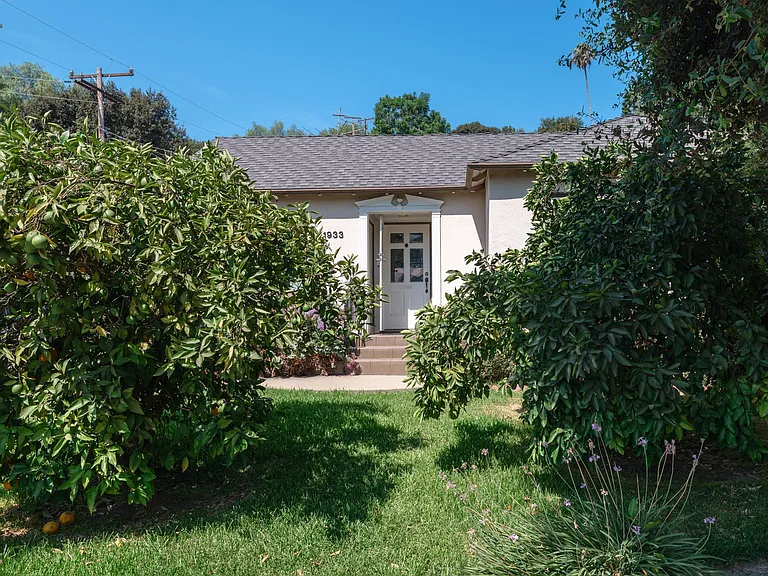 1933 Meridian Ave — Photo 33
