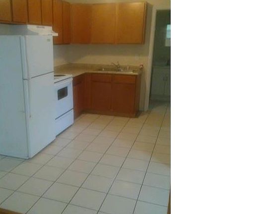 4th image of 1910 E Mulberry Dr APT A