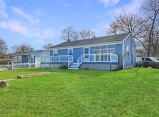 85 W Hill Rd, New Bedford, MA 02740