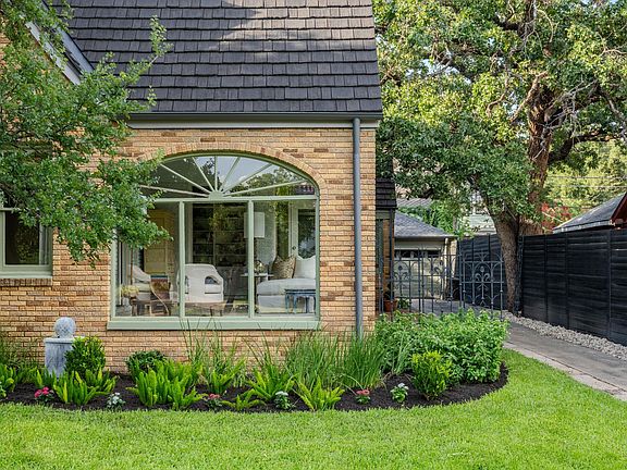 3rd image of 106 Laurel Ln