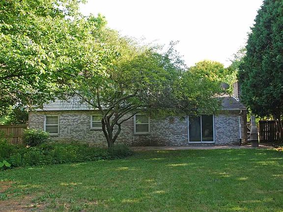 3rd image of 6076 Thistle Dr