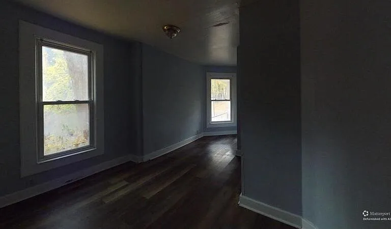 10 Locust St — Photo 8