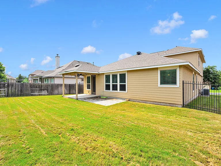 10407 Palmera Dr — Photo 26