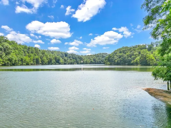 19 Springsteen Cir, Hardy, VA 24101