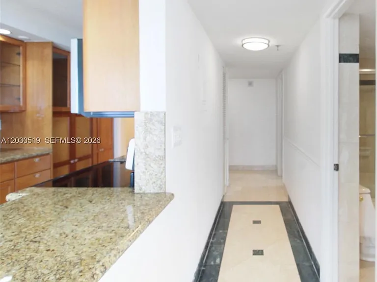 555 NE 15th St #31C — Photo 10