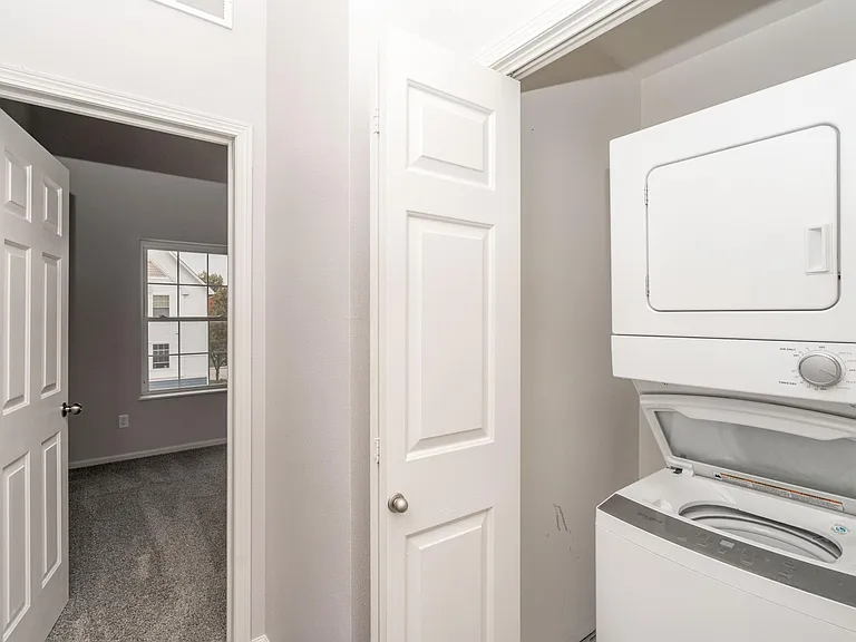 1151 SE Village View Ln — Photo 17