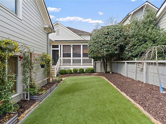 3rd image of 7020 Round Rd