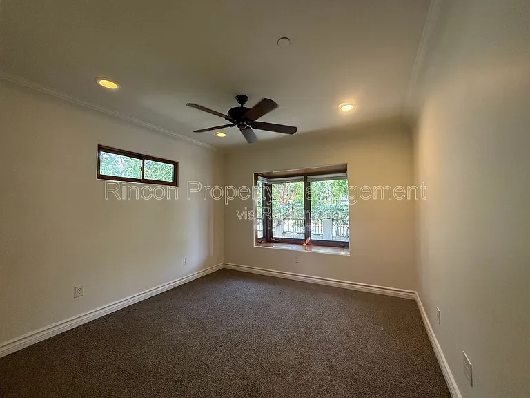 2166 Palomar Ave — Photo 16