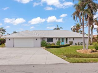 2721 Gull Ct, Saint James City, FL 33956