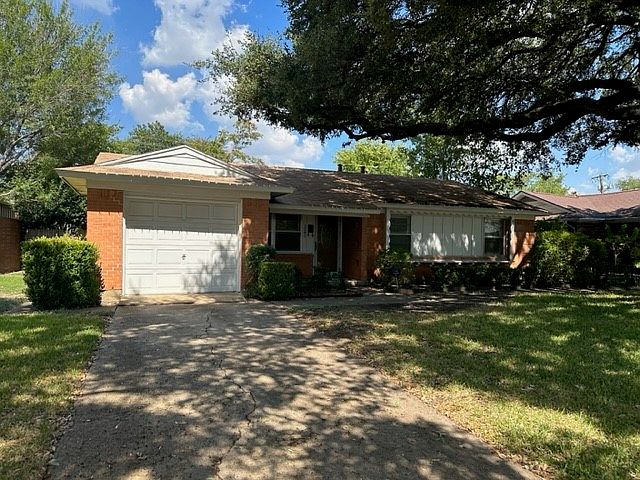 1st image of 3247 Damascus Way