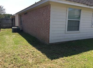 980 Oak Falls Dr, Willis, TX 77378